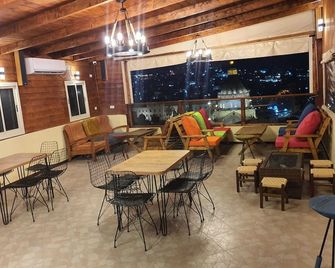 Seedi Yousef Hostel & Cafe - Nazaret - Restaurante