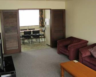 Arcadian Motel - Dunedin - Living room