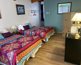 Huron Sands Motel And Restaurant - Providence Bay - Quarto