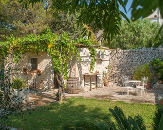 Agriturismo Antonelli Piangevino - מונופולי - פטיו