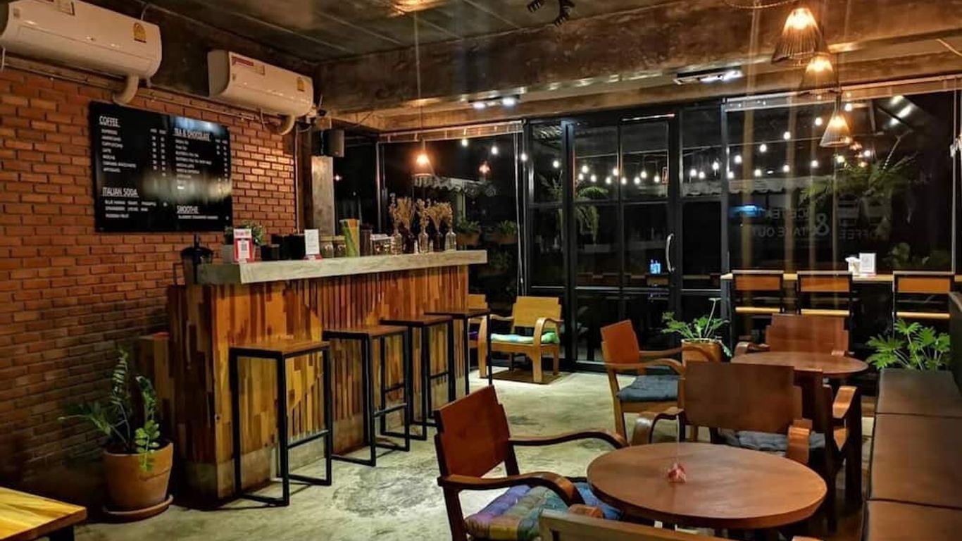 ต้นฝางโฮเต็ล