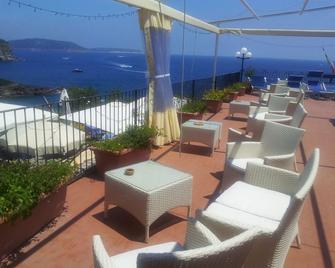 Hotel La Ninfea - Ischia - Balcony