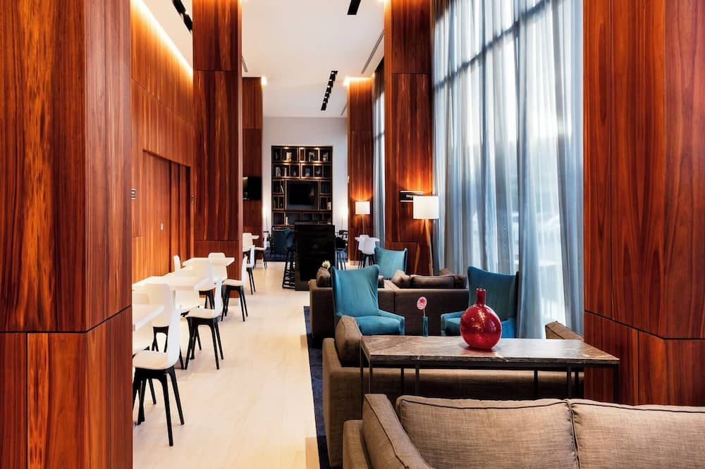 Fiesta Inn Express Cancún Cumbres