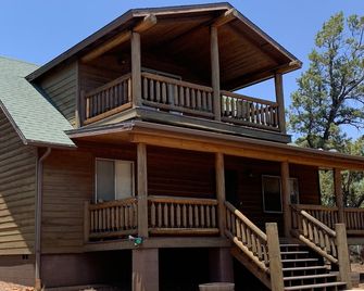 Cozy 2 Bedroom Cabin - Heber-Overgaard - Edificio