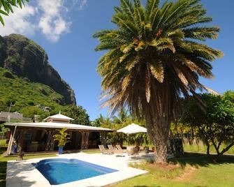 Villa Alira - Le Morne - Pool