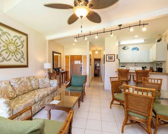 Kul209 - West Maui Ocean View Deluxe Condo In Quiet Ocean Front Resort1br/1b - 卡哈納 - 客廳