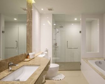 Civilize Hotel - Udon Thani - Badkamer
