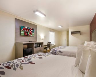 Red Roof Inn Crestview - Crestview - Slaapkamer
