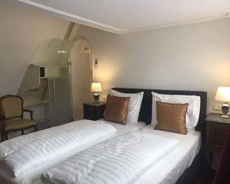 Hotel De Gulden Waagen - Nijmegen - Bedroom