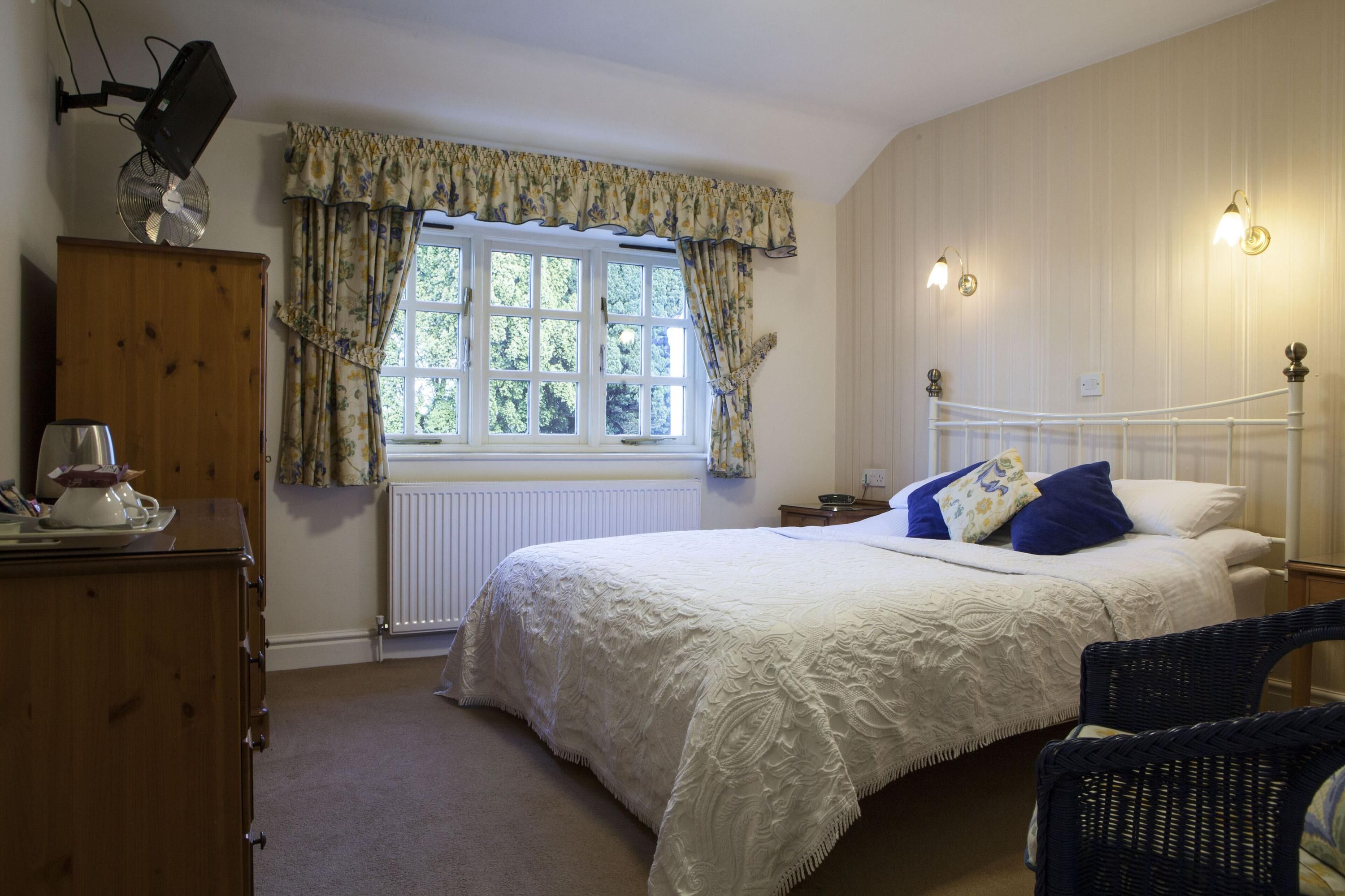 Red Lion Inn - Oakmere