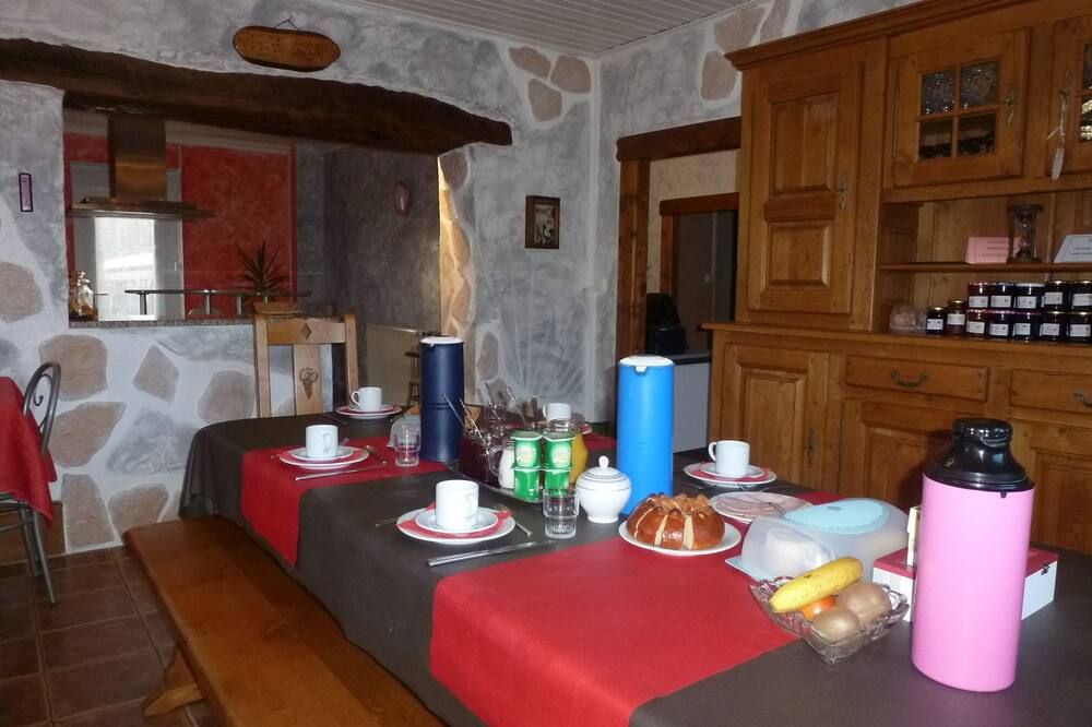 Les Cigales Chambre d'Hote - Athesans-Étroitefontaine - Salle à manger