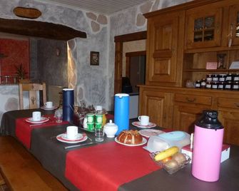 Les Cigales Chambre d'Hote - Athesans-Étroitefontaine - Salle à manger