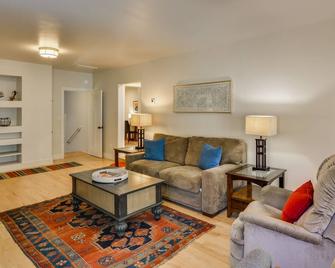 Close to Hot Springs Chalk Creek Meadows Home! - Nathrop - Sala de estar