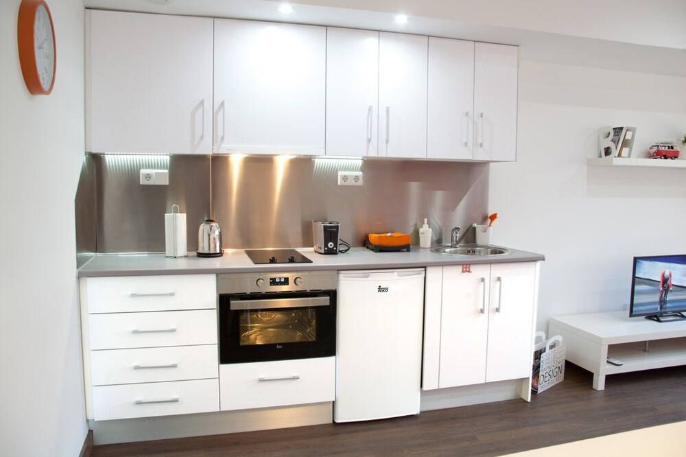 كالار سويتس أليكانتي - اليكانتي - مطبخ