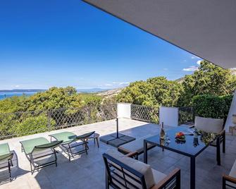Hidden Pool House With Sea View - Happy Rentals - Klenovica - Balcony
