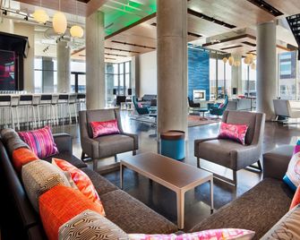 Aloft Boston Seaport District - Boston - Lounge