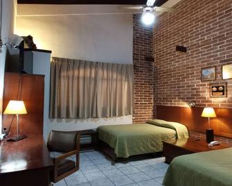 Dai Nonni Hotel - Guatemala (ville) - Chambre