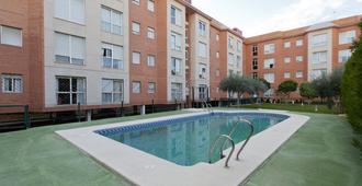 Apartamentos Vértice Bib Rambla - Sevilla - Piscina