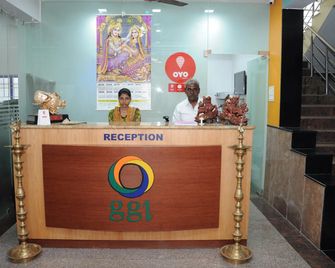 Green Grande Inn - Chennai - Front desk