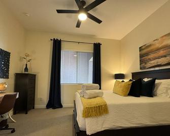 Sparkling Clean, Modern 1 Br Guesthouse - Buckeye - Bedroom