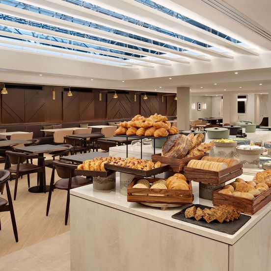 Hilton London Metropole image 1