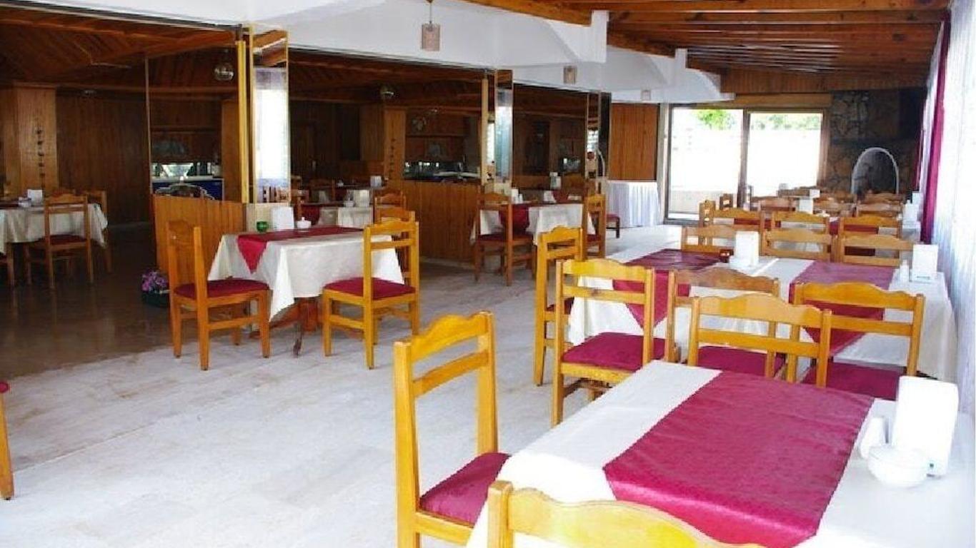 Halis Han Hotel