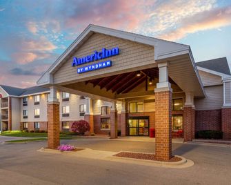AmericInn by Wyndham Madison South - Monona - Budova