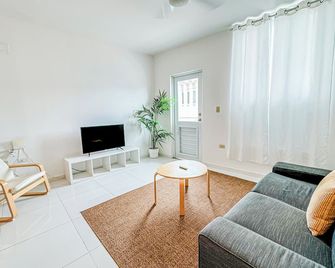 Arecibo Hotel 3202 - Arecibo - Sufragerie