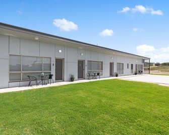 Apartment 3 - Luxury Apartment & Rooms - Free Wifi - Close To Beach - 펠리컨 포인트 - 건물