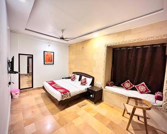 Chirag Haveli, Jaisalmer - Jaisalmer - Bedroom