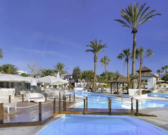 H10 Sentido White Suites - Playa Blanca - Piscina