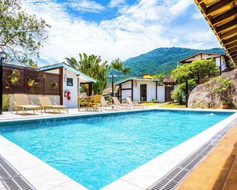 Pousada Villa Vittoria - Ilhabela - Pool