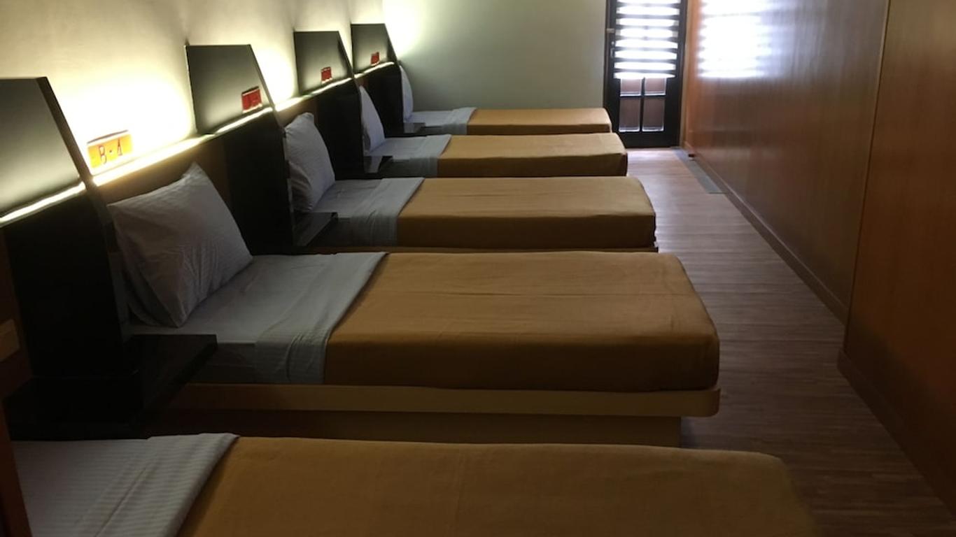 蘇利亞金馬倫飯店