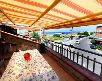 Bed And Breakfast Vibo Mare - Vibo Valentia - Balkon