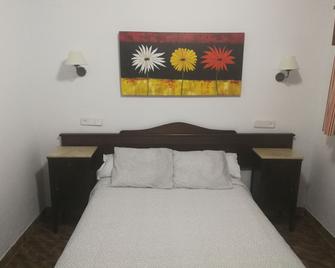 Hostal Frasquita - Matalascanas - Bedroom