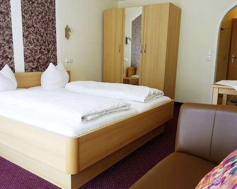 Gasthof Alte Post - Obertrubach - Schlafzimmer
