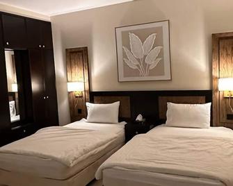 Alshowaish Apartments - Taif - Bedroom