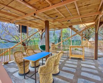 Regal Retreat - Kullu - Balkon