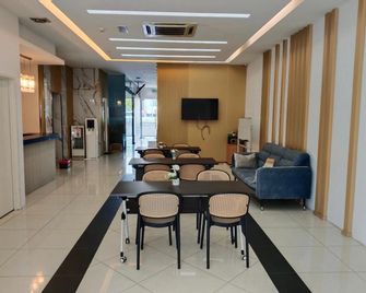 Bangi Business Hotel - Putrajaya