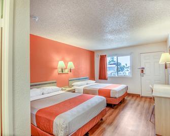 6 號汽車旅館 - 斯托克頓憲章路西 - 史塔克頓 - 斯托克頓（加州） - 臥室