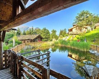 Chalet in Wildkogel near Ski Slopes & Pool - Neukirchen am Grossvenediger - Balkon