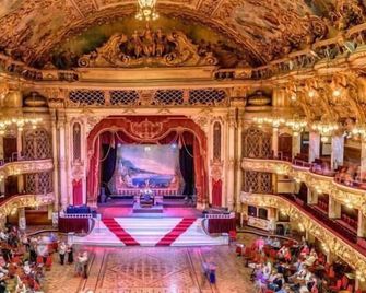 OYO Wynnstay Hotel - Blackpool