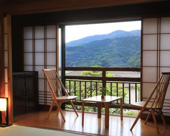 Yugawara Fuga - Yugawara - Balkón