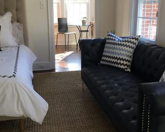 Boutique Stay 2C in Heart of Downtown - Greenwich - Living room