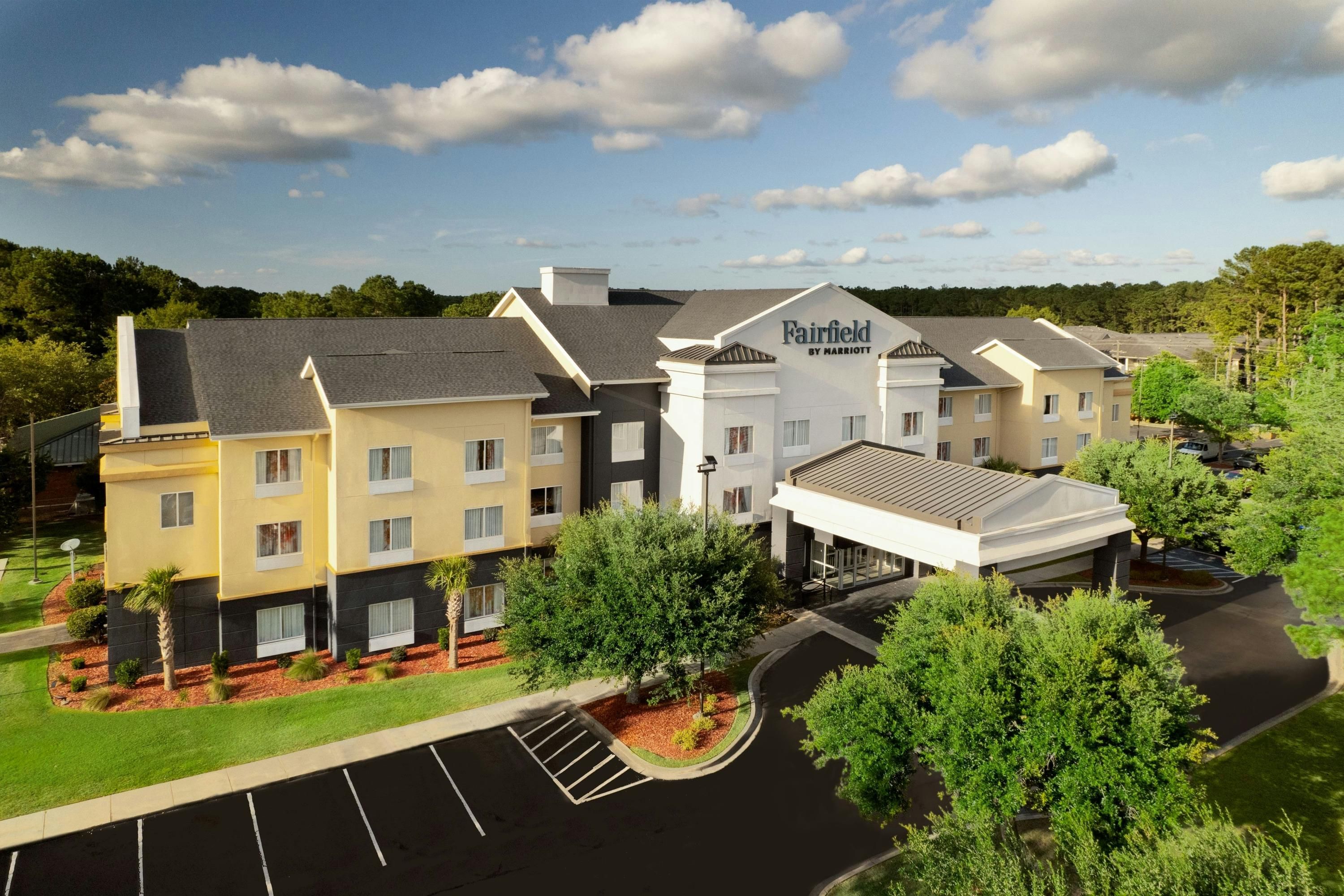Fairfield Inn & Suites by Marriott Charleston North/University Area - נורת' צ'רלסטון - בניין