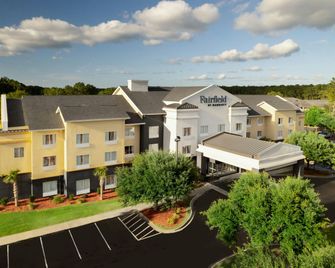 Fairfield Inn & Suites by Marriott Charleston North/University Area - נורת' צ'רלסטון - בניין