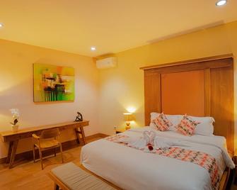 Junior Suite w/ Garden View in Munduk - Banjar - Slaapkamer