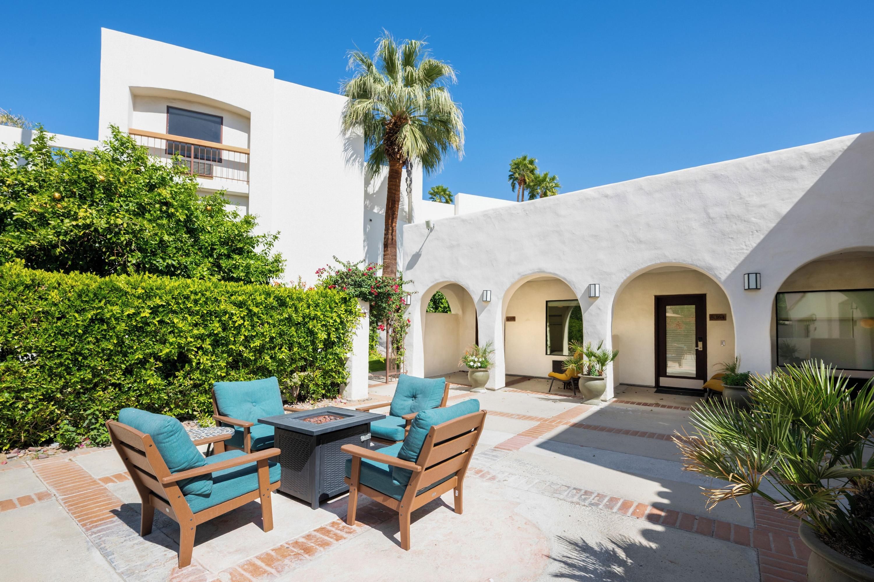 Palm Mountain Resort & Spa - פאלם ספירנגס - פטיו