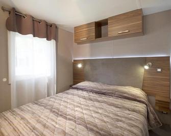 Villaggio Turistico Europa - Grado - Camera da letto