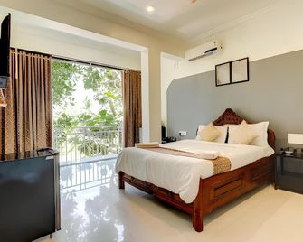 Hotel 7Seas by Solara Hospitality - Mapusa - Slaapkamer